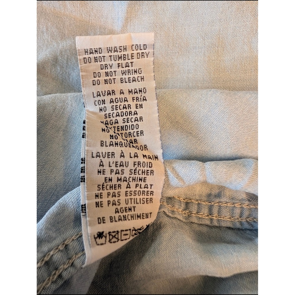 Thread & Supply Light Wash Lyocell Chambray Shirt Dress Frayed Hem Size Medium - Picture 15 of 15